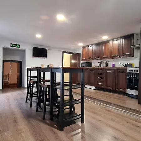 Town Square Loft Apartment-2